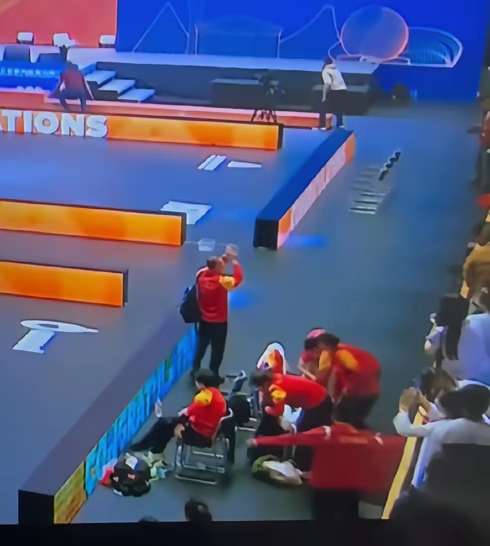 日本队轻取法国队，马琳统治全场