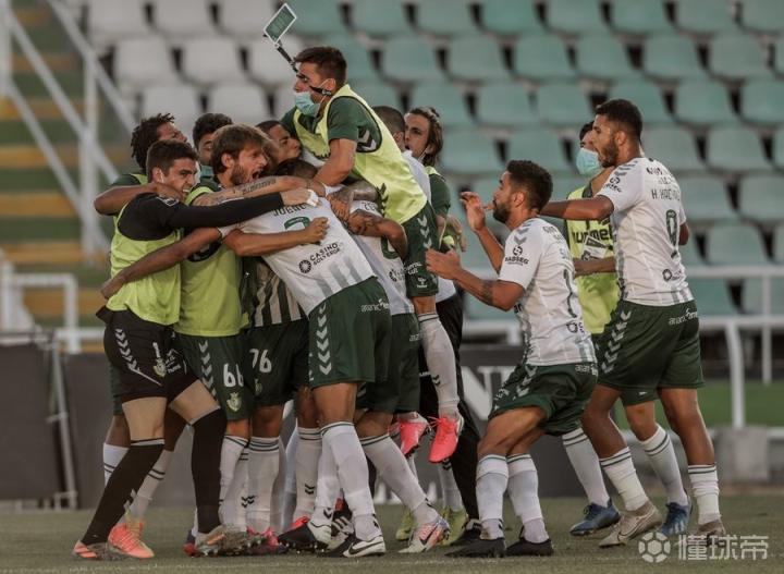 葡萄牙队轻取波兰队，波尔惊艳四座