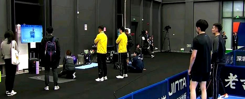 英格兰队翻盘日本队，王皓点燃赛场