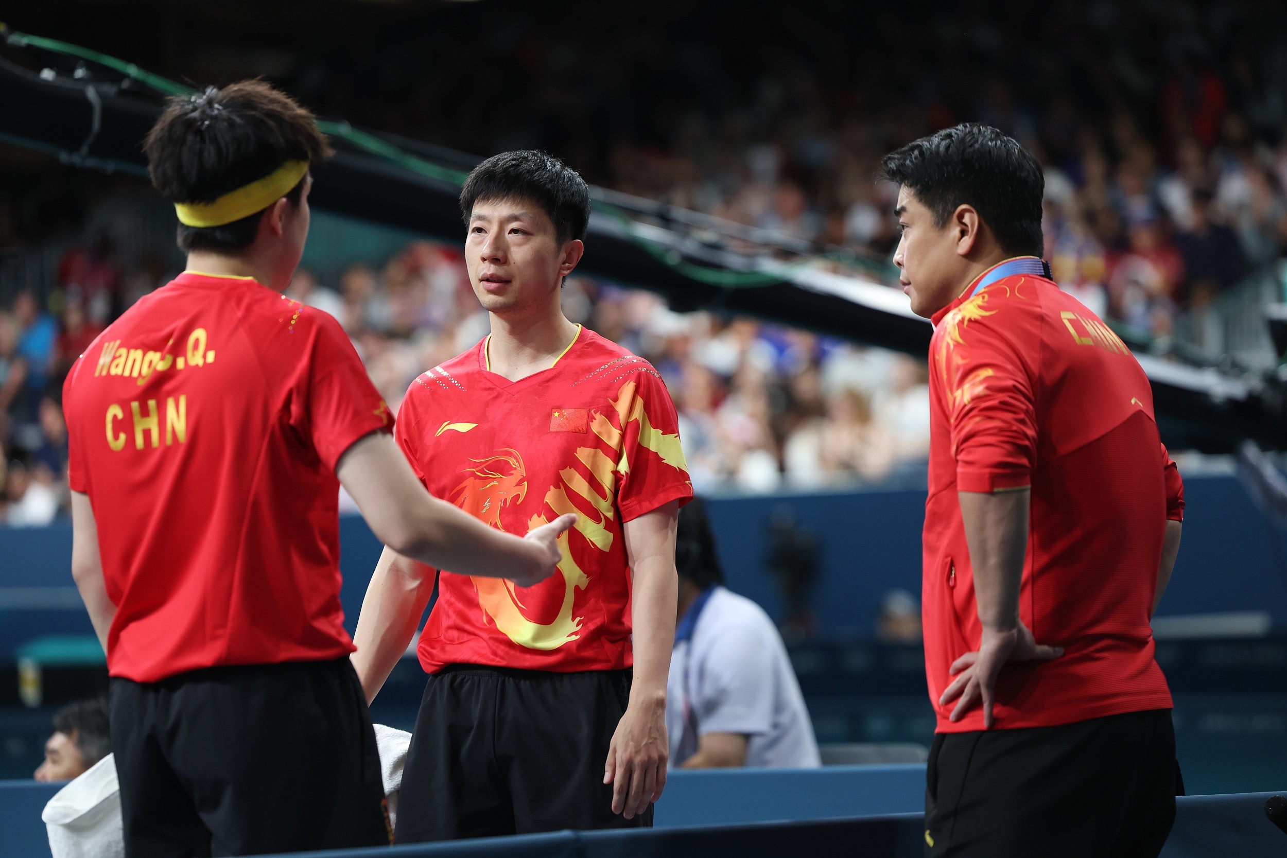 中国队完胜法国队，梁靖崑带队取胜