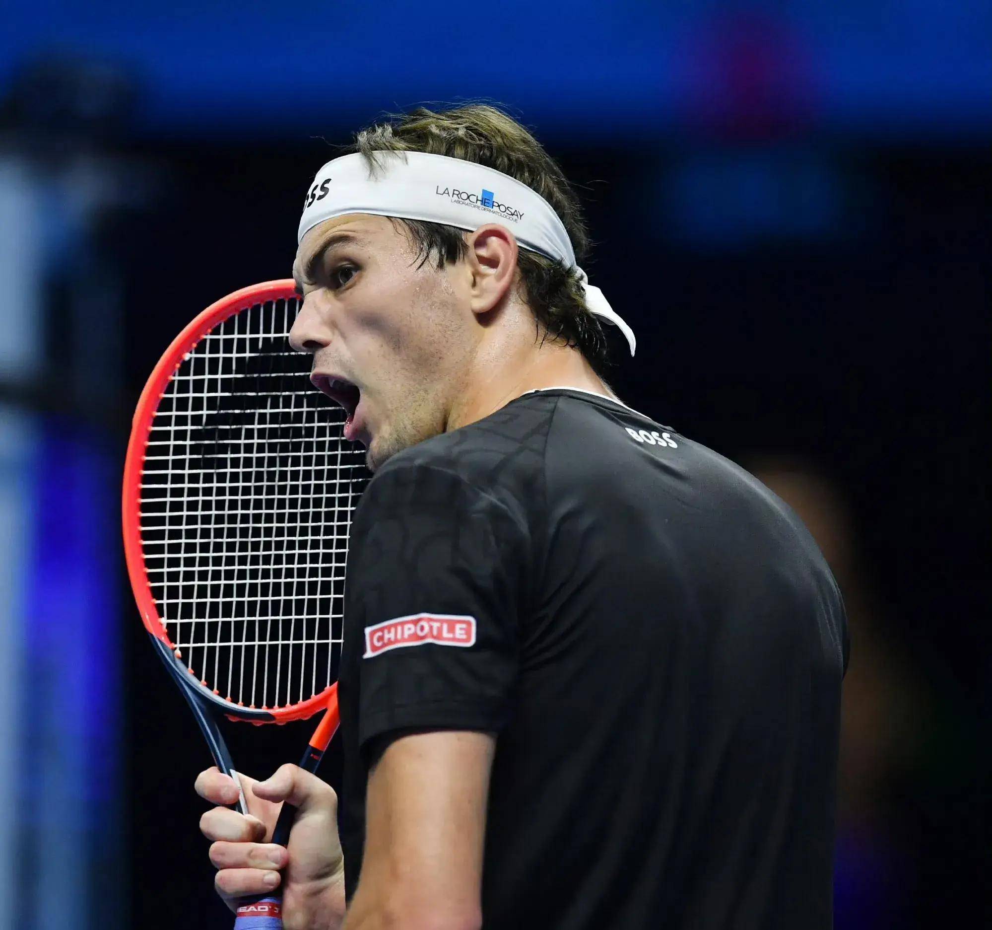 联合杯险胜法网，兹维列夫扛起全队