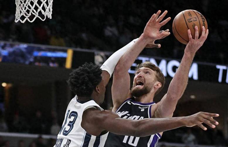 灰熊碾压青岛队，莫兰特关键制胜