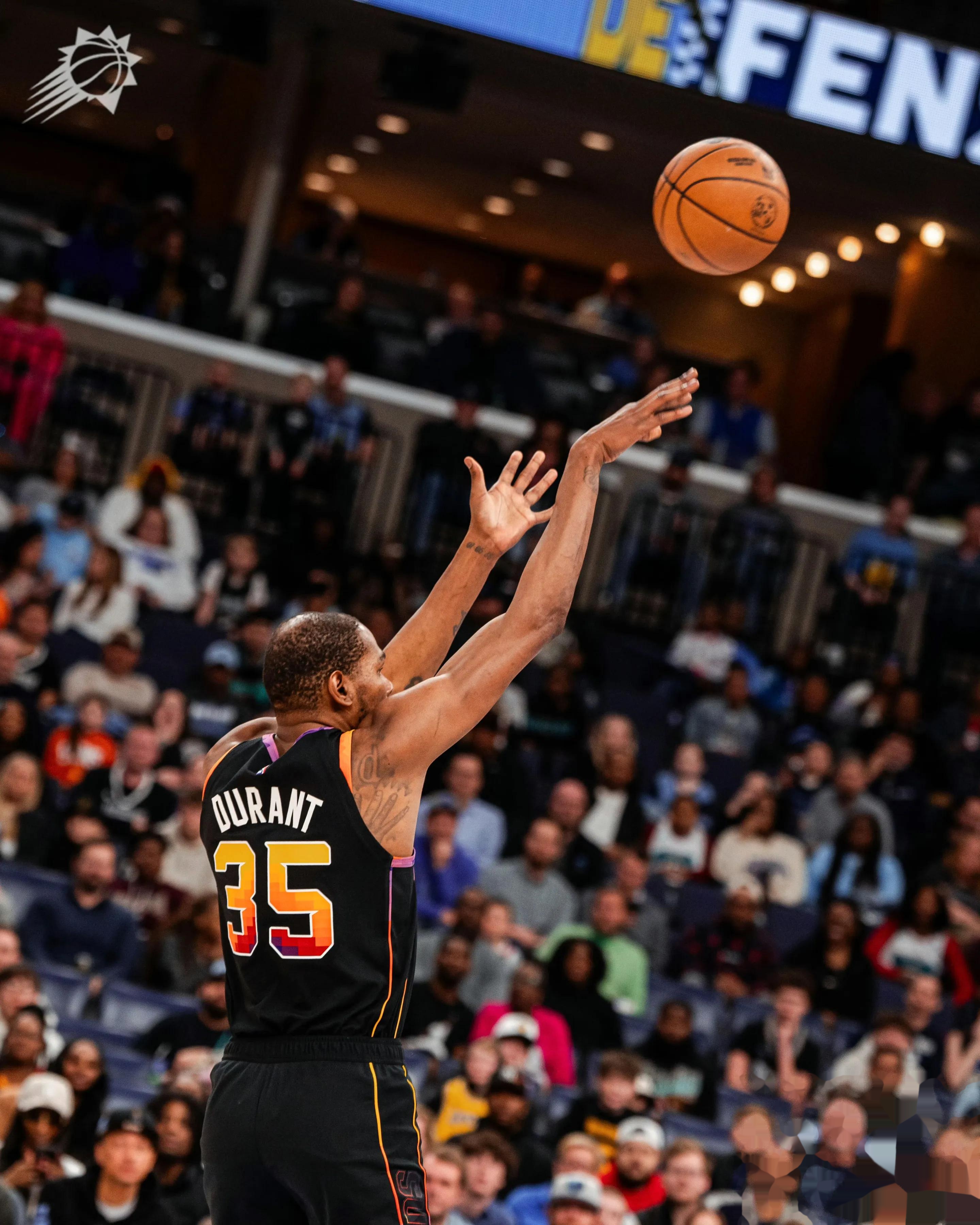 熊猫直播-马刺翻盘青岛队，莫兰特状态火热