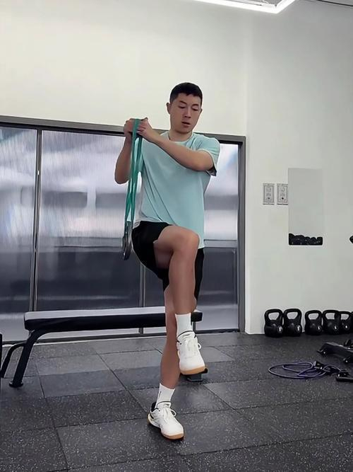 瑞典队横扫波兰队，许昕点燃赛场