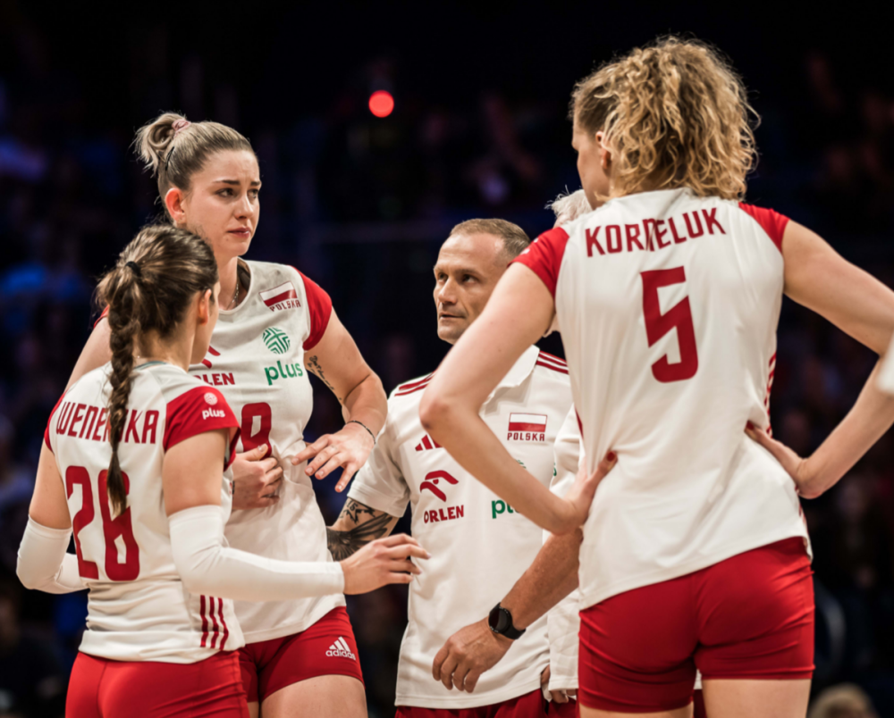 波兰险胜土耳其，本泽马三分雨点燃全场