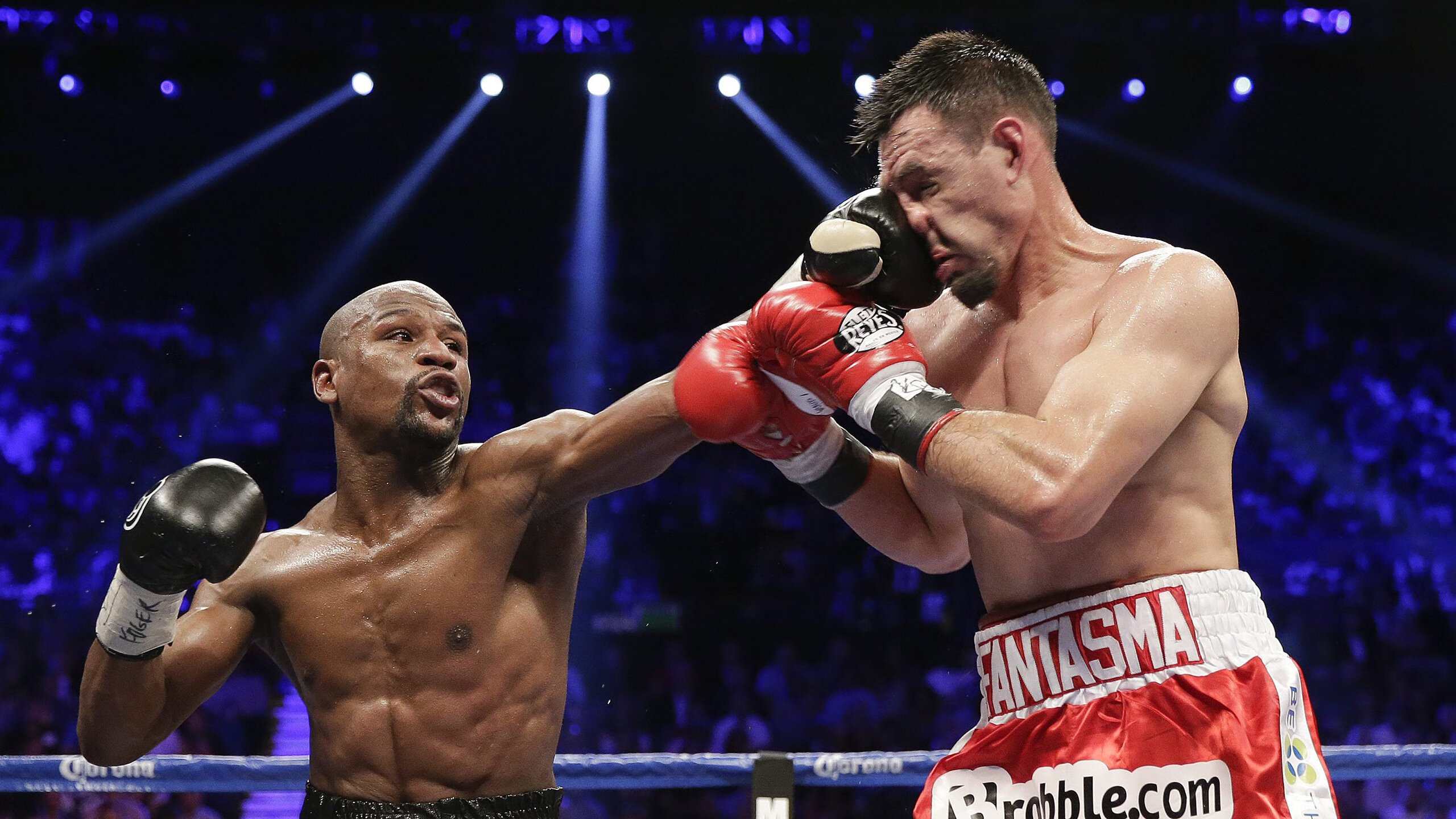 熊猫体育官方-波斯铁骑的加时绝唱，迪亚斯用实力撕碎傲慢与偏见